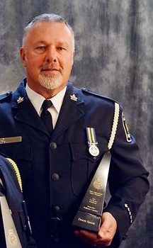 A photo of Detective Bill Courtice.