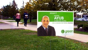 Green Party sign for Akhtar Ayub